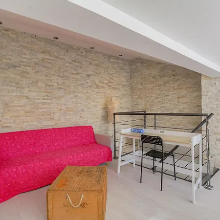 Triplex Climatisation Et Parking Proche Centre Lyon * Caluire-et-Cuire